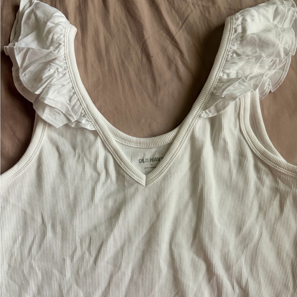 Old Navy White Ruffled Tank Top - Picture 2 of 3